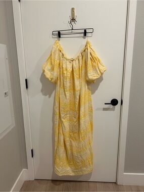 Sunny Yellow Off-Shoulder Maxi Dress with Puff Sleeves